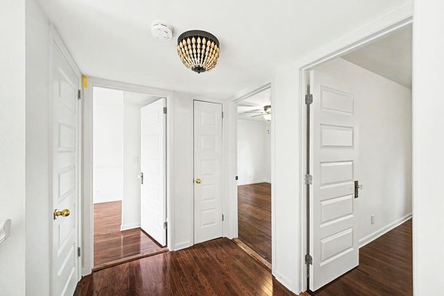 21 Vaughns Gap Rd Apt 4, Nashville, TN 37205