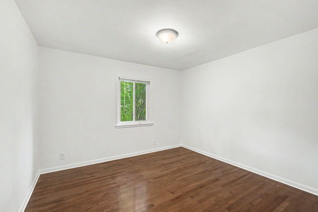 21 Vaughns Gap Rd Apt 4, Nashville, TN 37205