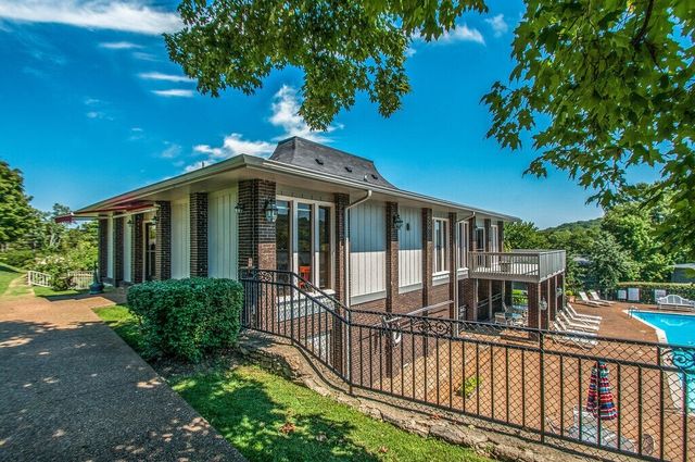 21 Vaughns Gap Rd Apt 4, Nashville, TN 37205