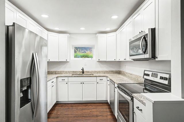 21 Vaughns Gap Rd Apt 4, Nashville, TN 37205
