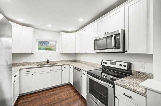 21 Vaughns Gap Rd Apt 4, Nashville, TN 37205