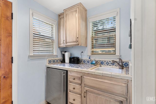 30401 Highway 178, Bakersfield, CA 93301