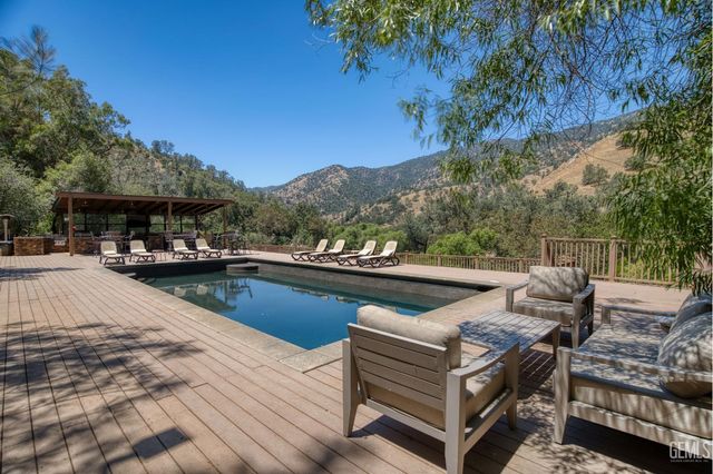 30401 Highway 178, Bakersfield, CA 93301
