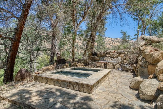 30401 Highway 178, Bakersfield, CA 93301