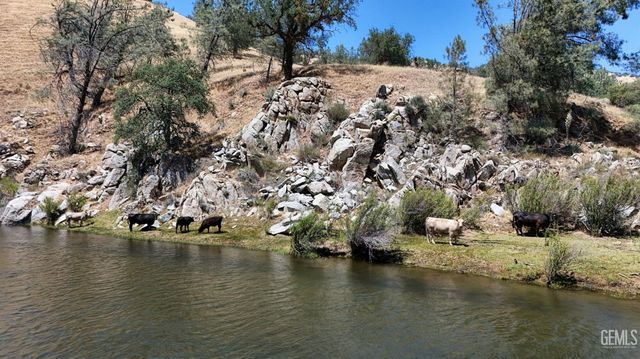 30401 Highway 178, Bakersfield, CA 93301