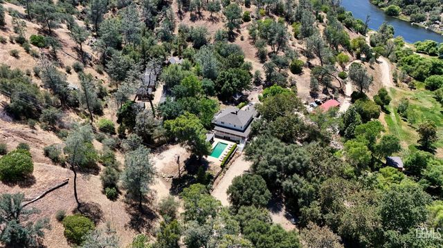 30401 Highway 178, Bakersfield, CA 93301