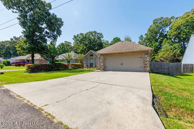 9870 Koloa Street, Diamondhead, MS 39525