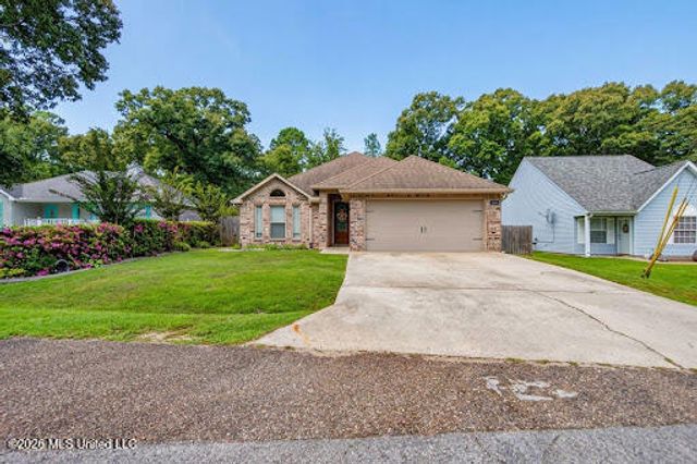 9870 Koloa Street, Diamondhead, MS 39525