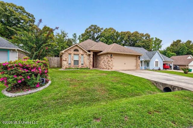9870 Koloa Street, Diamondhead, MS 39525