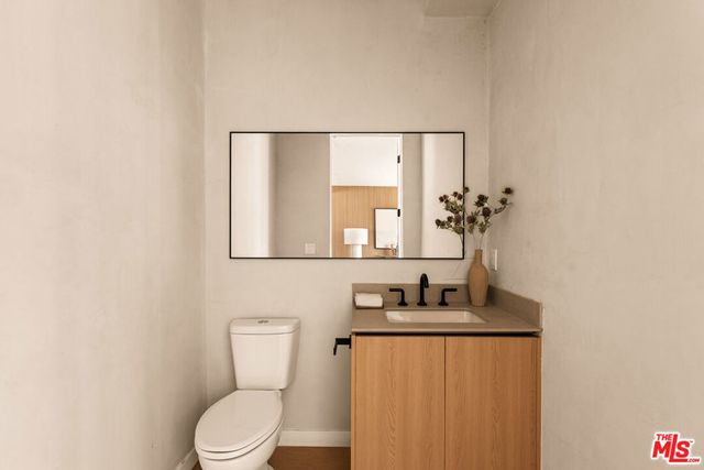 1747 S Marvin Avenue, Los Angeles, CA 90019