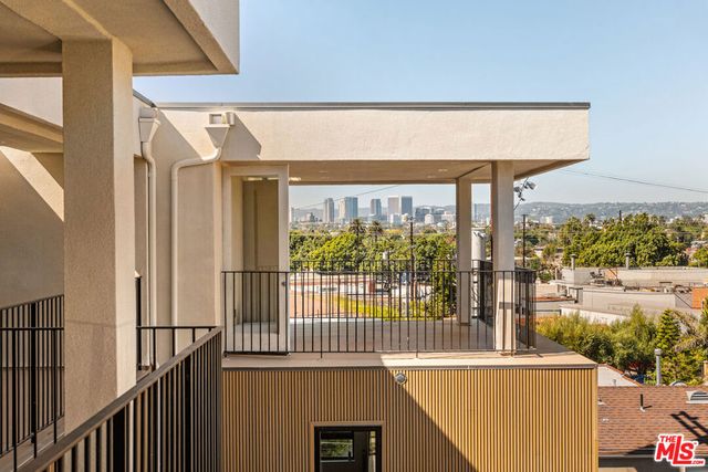 1747 S Marvin Avenue, Los Angeles, CA 90019