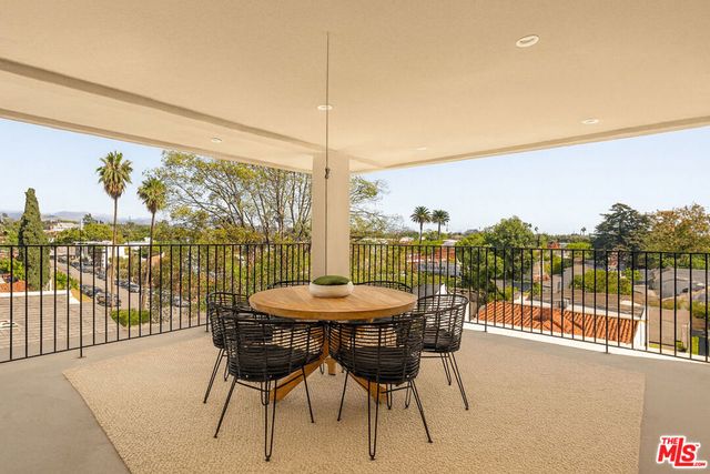 1747 S Marvin Avenue, Los Angeles, CA 90019