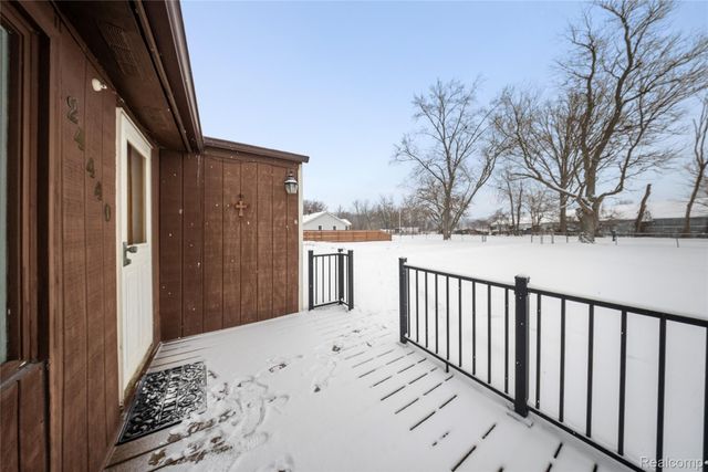 24440 Sylvan Avenue, Brownstown Charter Township, MI 48134