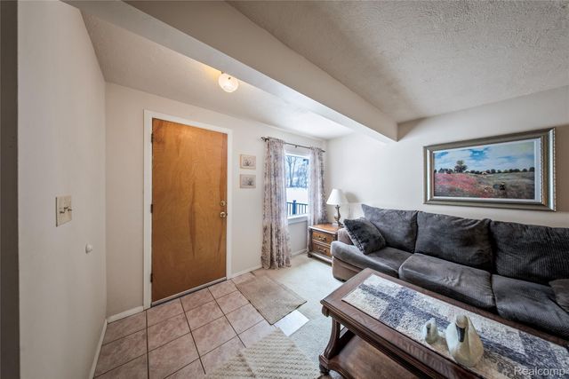 24440 Sylvan Avenue, Brownstown Charter Township, MI 48134