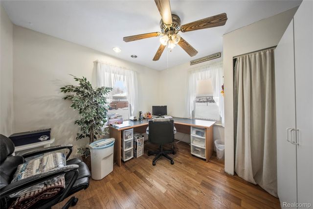 24440 Sylvan Avenue, Brownstown Charter Township, MI 48134