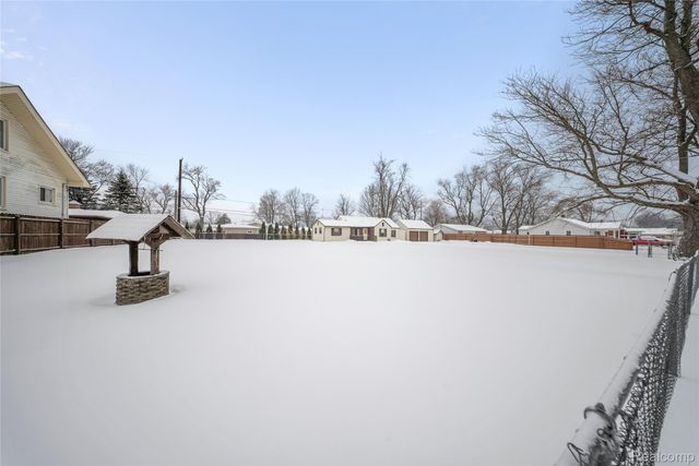 24440 Sylvan Avenue, Brownstown Charter Township, MI 48134