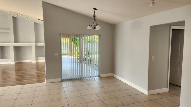 3960 SW Hablow Street, Port St Lucie, FL 34953