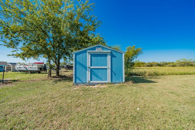 1524 Crowell Road, Kaufman, TX 75142