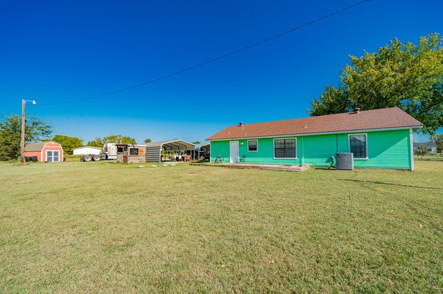 1524 Crowell Road, Kaufman, TX 75142
