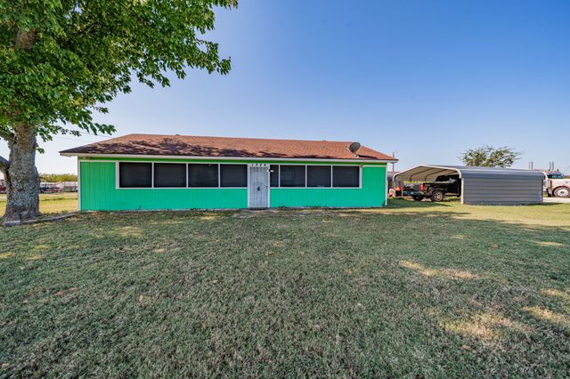 1524 Crowell Road, Kaufman, TX 75142