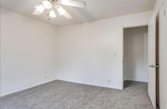 2713 S Summerfield Drive, Edmond, OK 73012