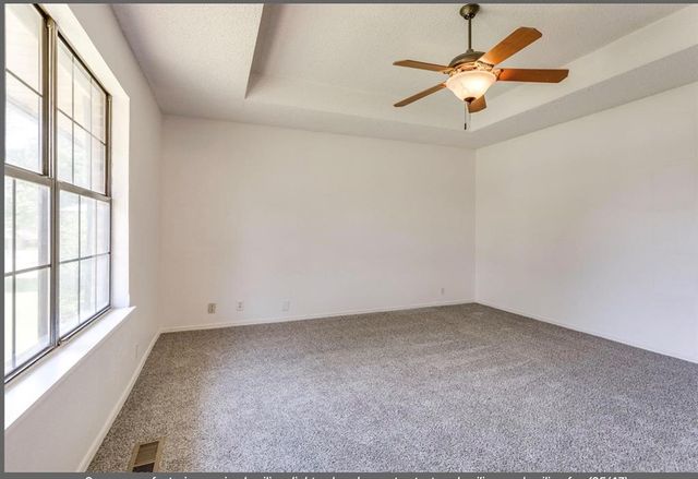 2713 S Summerfield Drive, Edmond, OK 73012