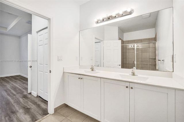 5013 Vulcan Way, Davie, FL 33314