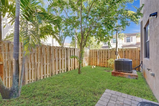 5013 Vulcan Way, Davie, FL 33314