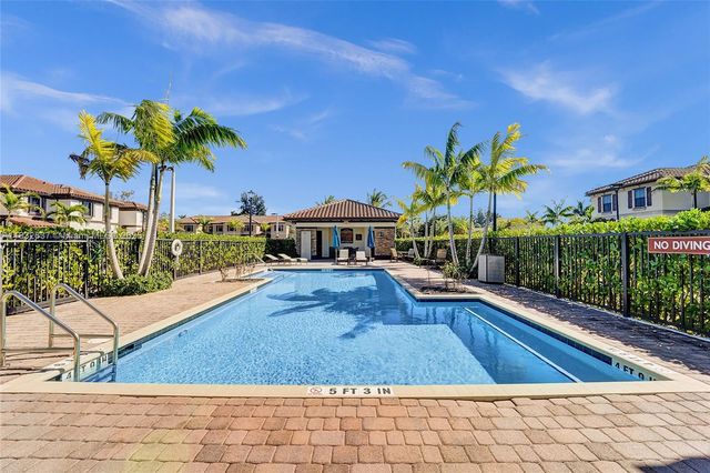 5013 Vulcan Way, Davie, FL 33314