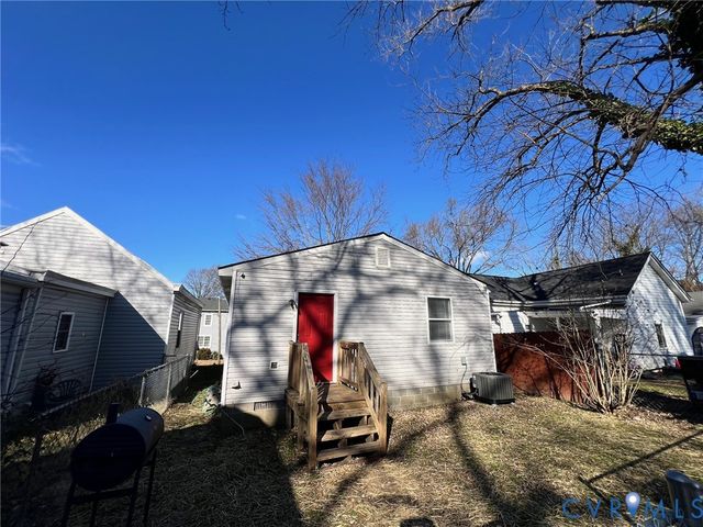 2604 Perry St, Richmond, VA 23225