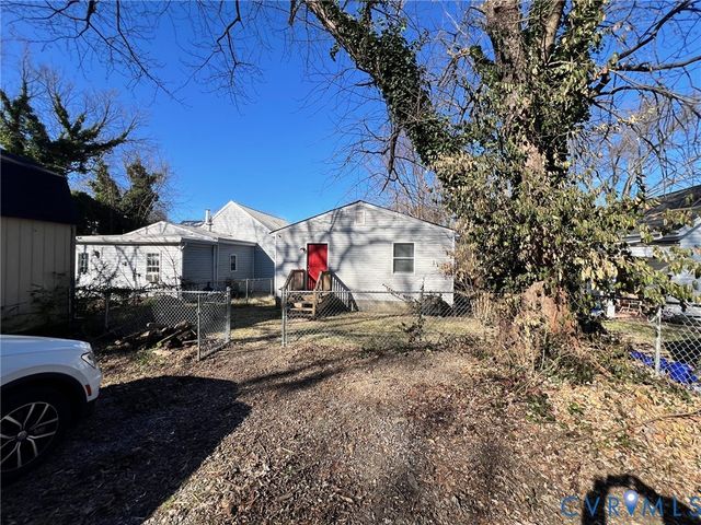 2604 Perry St, Richmond, VA 23225