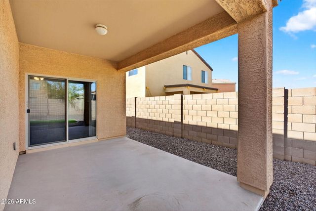 8222 W WOOD Lane, Phoenix, AZ 85043