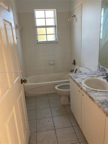 3355 NE 13 Cir Dr. 201-28, Homestead, FL 33033