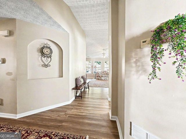 209 Diamond Valley Pass, Canton, GA 30114