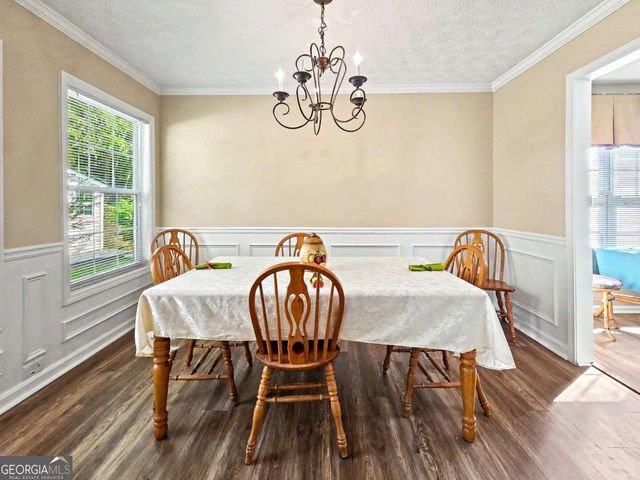 209 Diamond Valley Pass, Canton, GA 30114