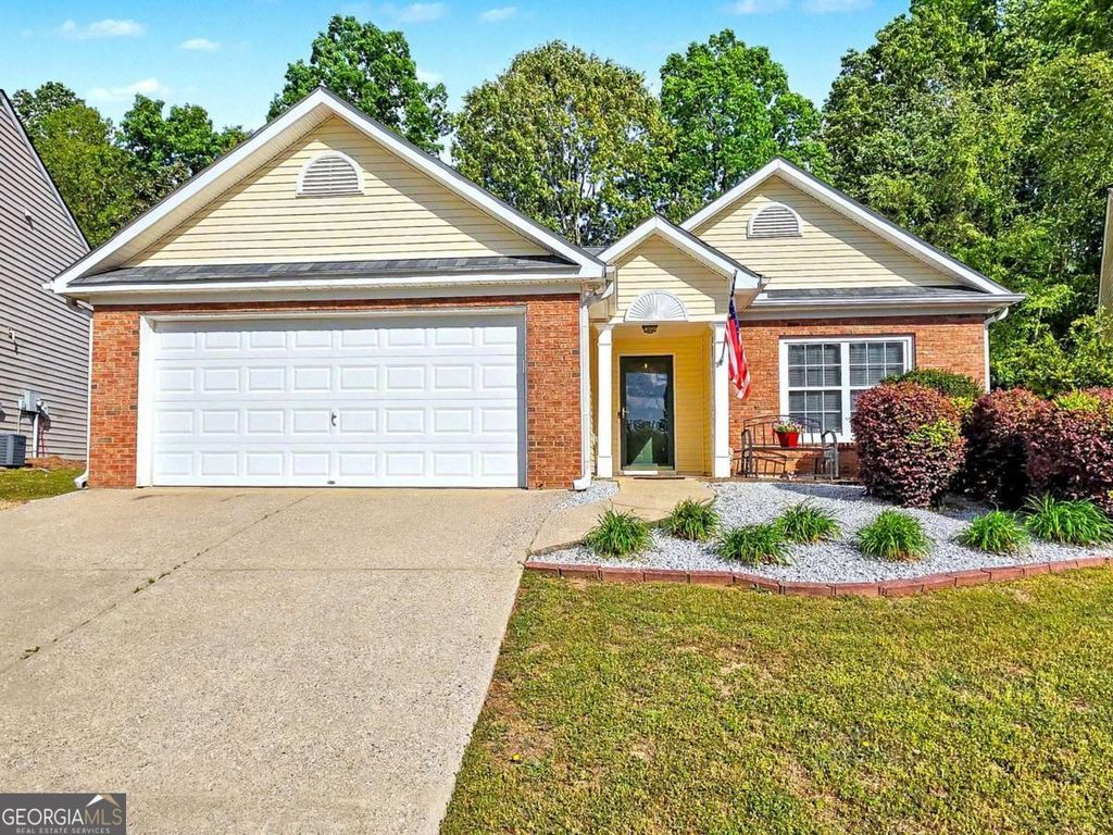 209 Diamond Valley Pass, Canton, GA 30114