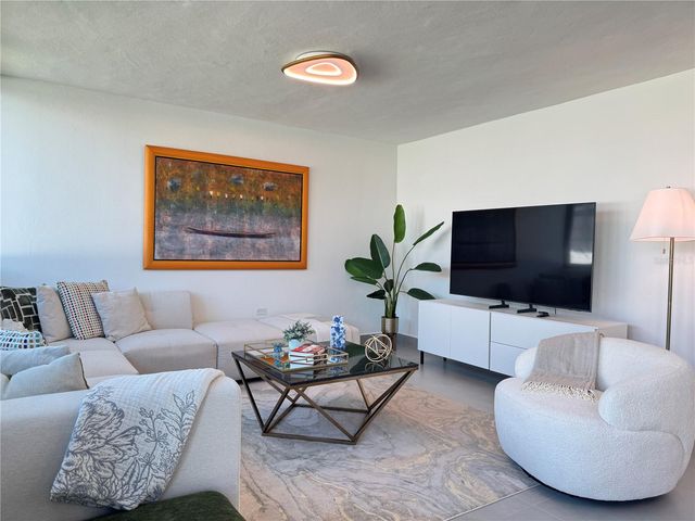 RESIDENCES AT RIO IGUAZU ST. 135, Bayamon, PR 00959