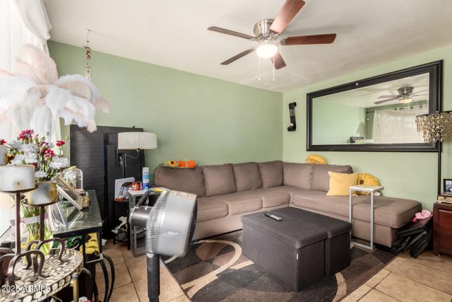 6719 N 44TH Avenue, Glendale, AZ 85301