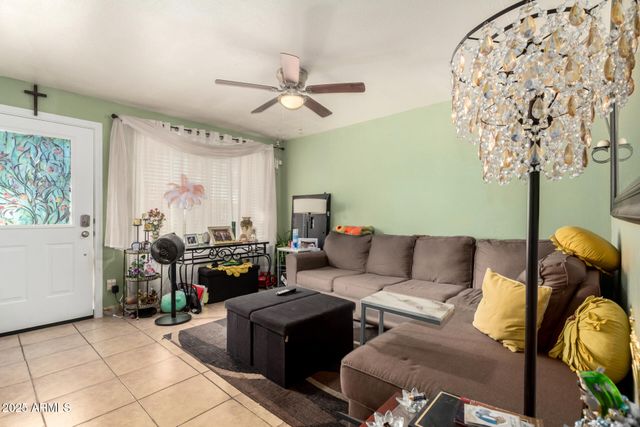 6719 N 44TH Avenue, Glendale, AZ 85301