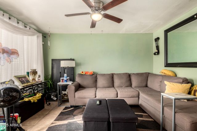 6719 N 44TH Avenue, Glendale, AZ 85301