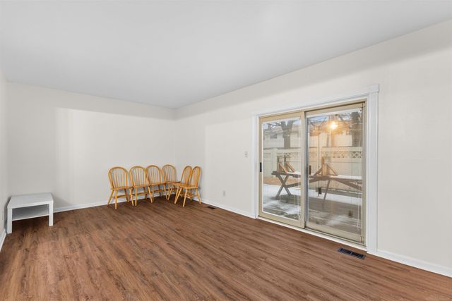 1812 E Thirteen Mile Road, Madison Heights, MI 48071