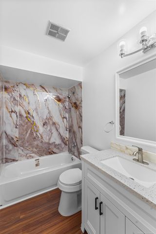 1812 E Thirteen Mile Road, Madison Heights, MI 48071