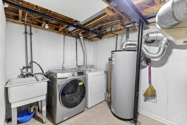 1812 E Thirteen Mile Road, Madison Heights, MI 48071