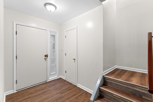 1812 E Thirteen Mile Road, Madison Heights, MI 48071