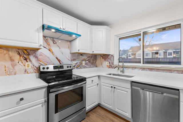 1812 E Thirteen Mile Road, Madison Heights, MI 48071