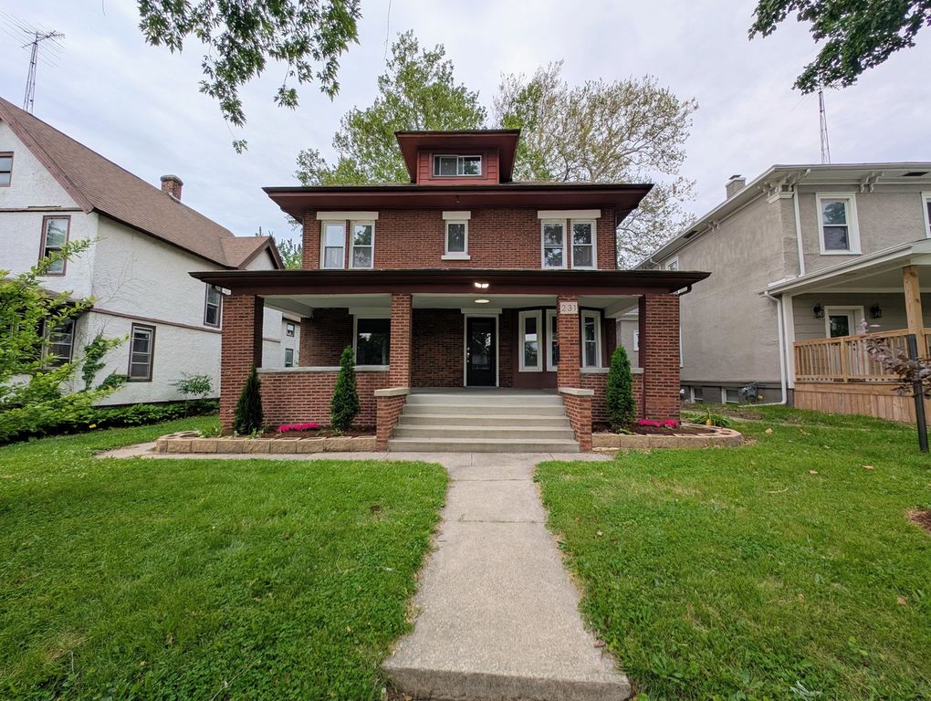 Image 2 of property listing at 231 S Chicago Avenue, Kankakee, IL 60901