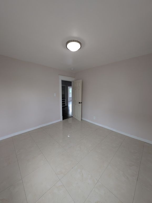 Image 15 of property listing at 231 S Chicago Avenue, Kankakee, IL 60901