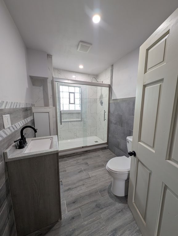 Image 23 of property listing at 231 S Chicago Avenue, Kankakee, IL 60901