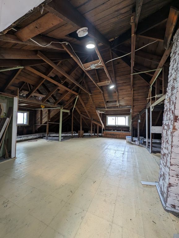 Image 25 of property listing at 231 S Chicago Avenue, Kankakee, IL 60901