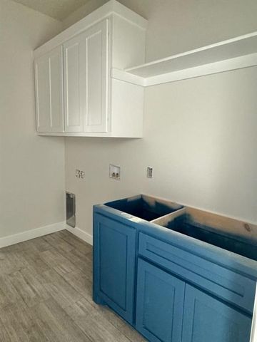 1232 Twin Oaks Drive, Blanchard, OK 73010